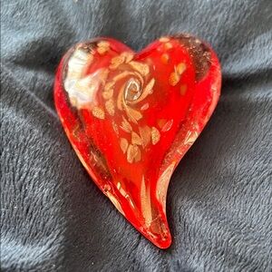 St Valentine  papper weight Vibrant Red Heart Glass Sculpture